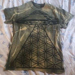 nomadic treasures alien shirt